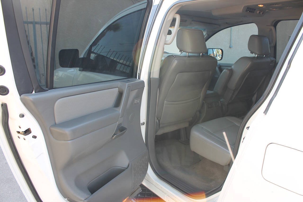 Used 2005 Nissan Armada SE w/ (S01) Journey Pkg (SE) AWD/4WD image 24