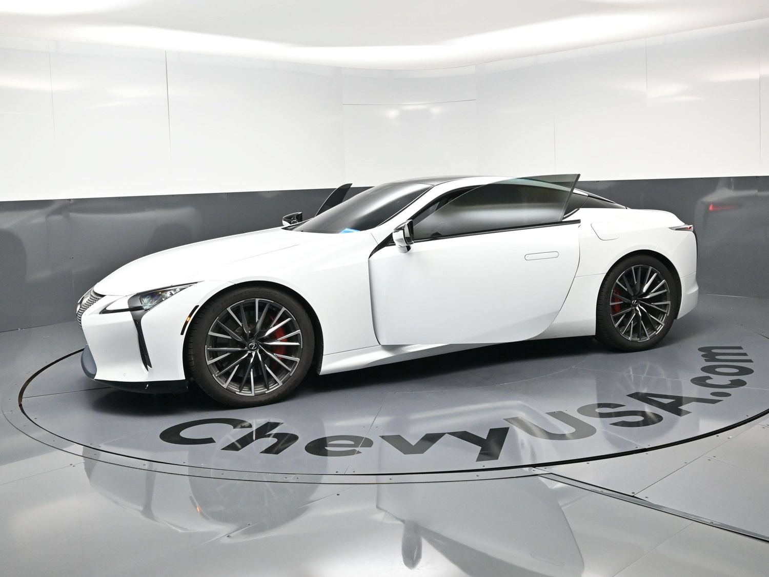 Used 2024 Lexus LC 500 Coupe w/ Sport Package RWD image 18