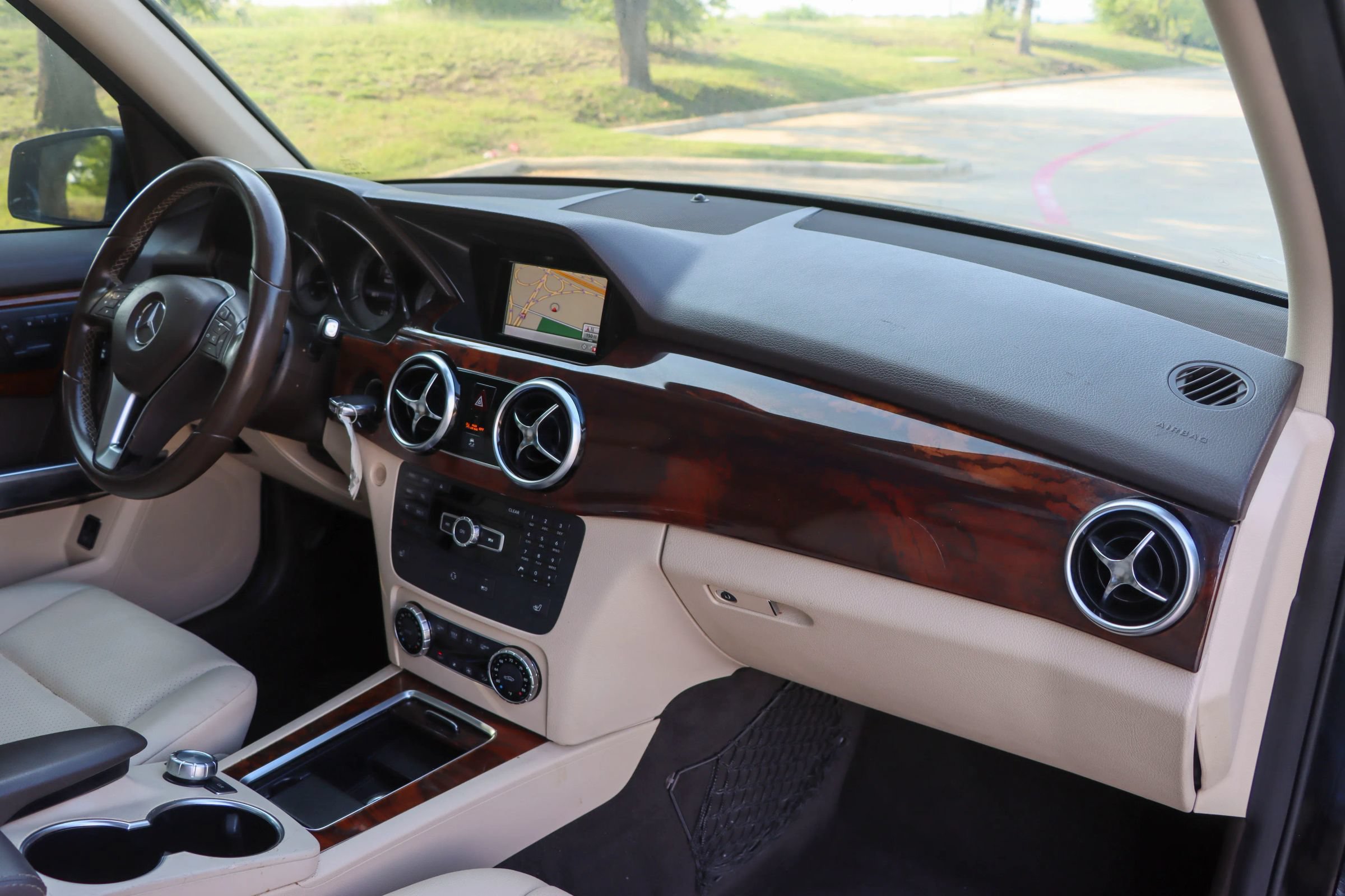 Used 2013 Mercedes-Benz GLK 350 2WD w/ Premium 1 Pkg image 23