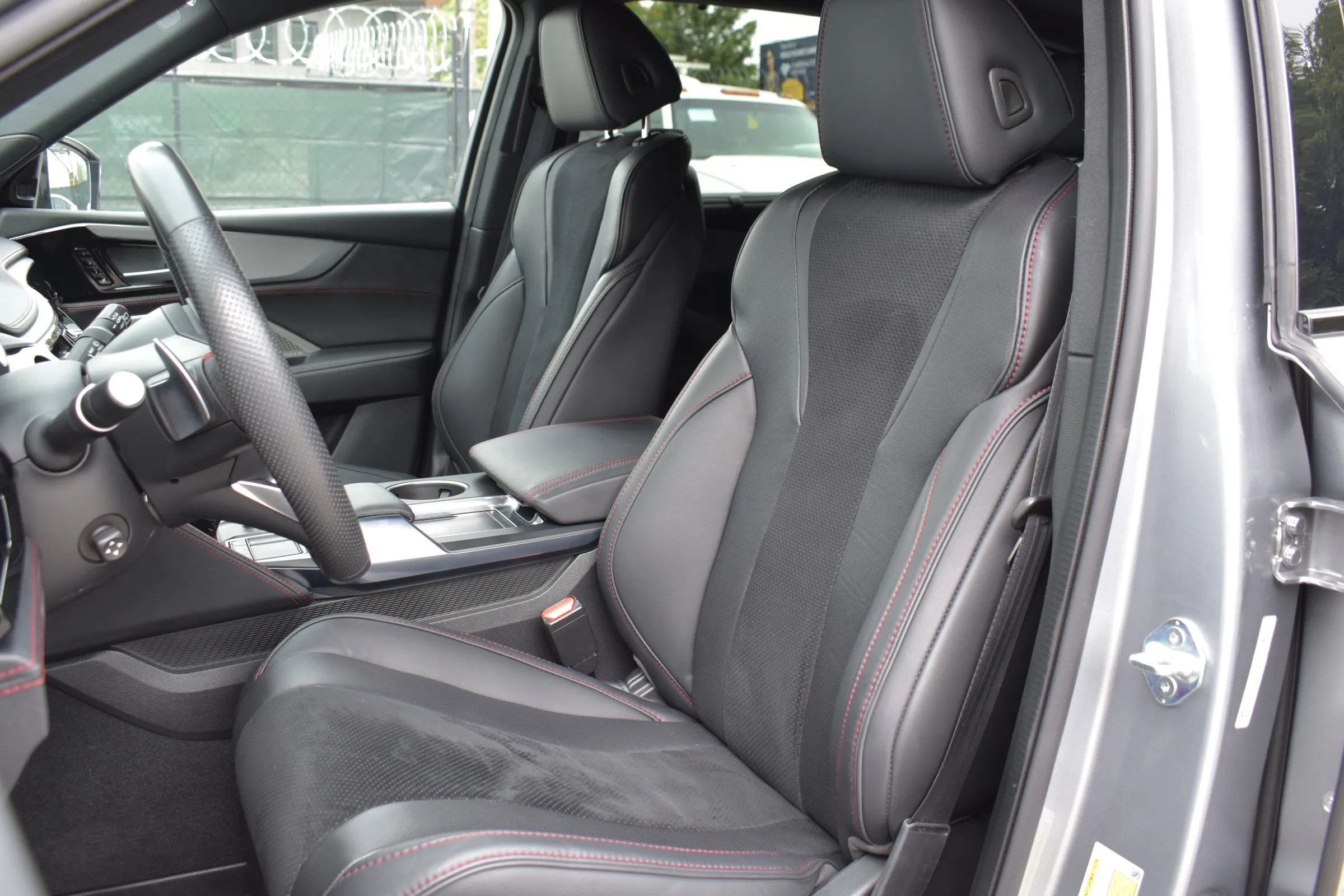 Used 2024 Acura MDX A-Spec AWD/4WD image 11