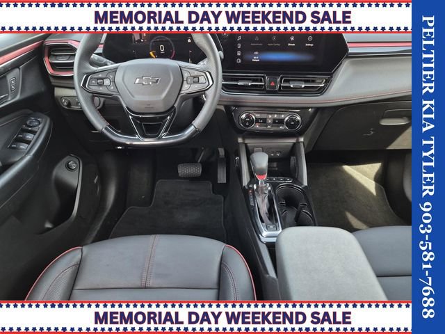 Used 2025 Chevrolet TrailBlazer RS w/ Convenience Package FWD image 25