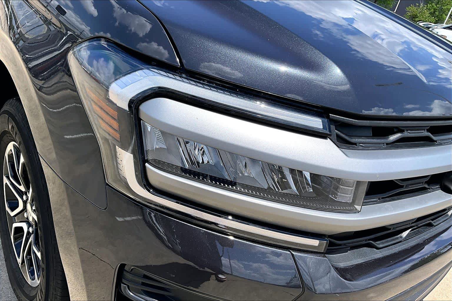 Used 2024 Ford Expedition XLT image 25