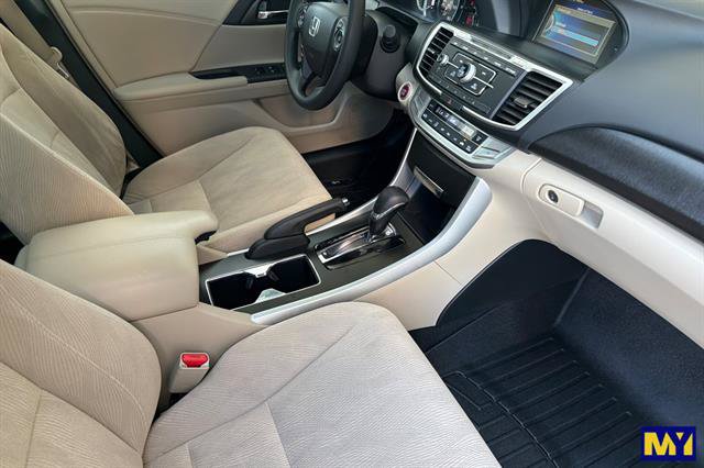 Used 2014 Honda Accord EX image 19