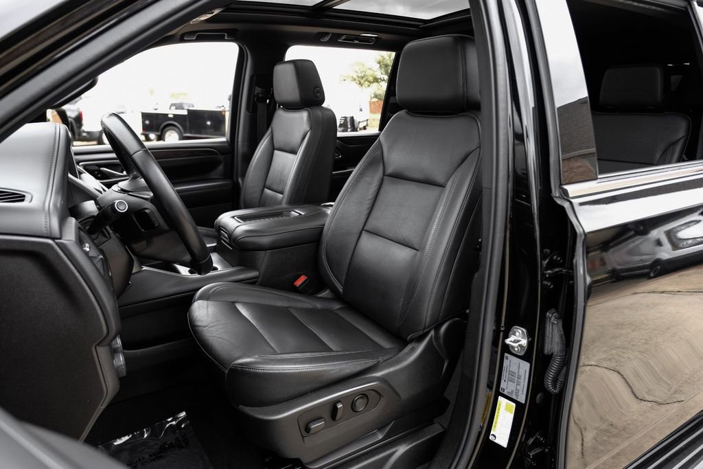 Used 2021 Chevrolet Suburban LT image 33