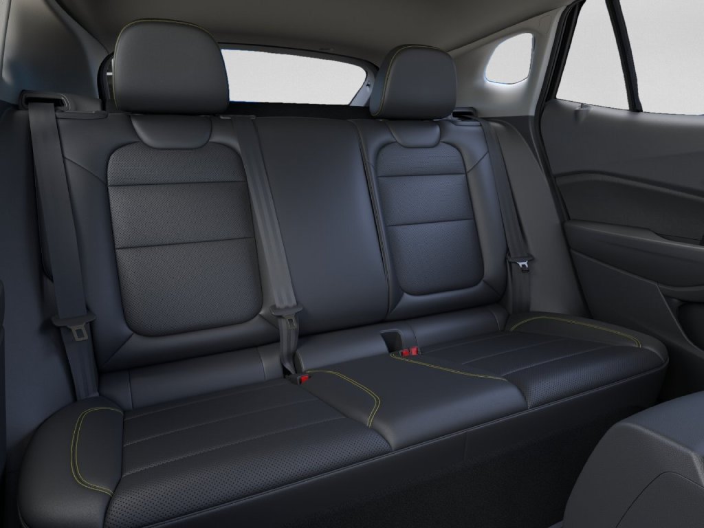 New 2026 Chevrolet Trax ACTIV w/ Sunroof Package FWD image 19