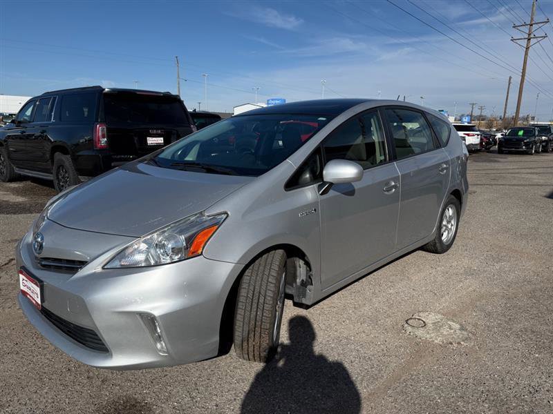 Used 2014 Toyota Prius V Three FWD image 2