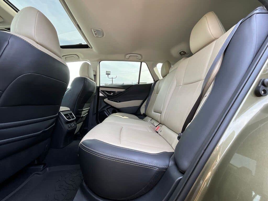 Used 2023 Subaru Outback Limited AWD/4WD image 13