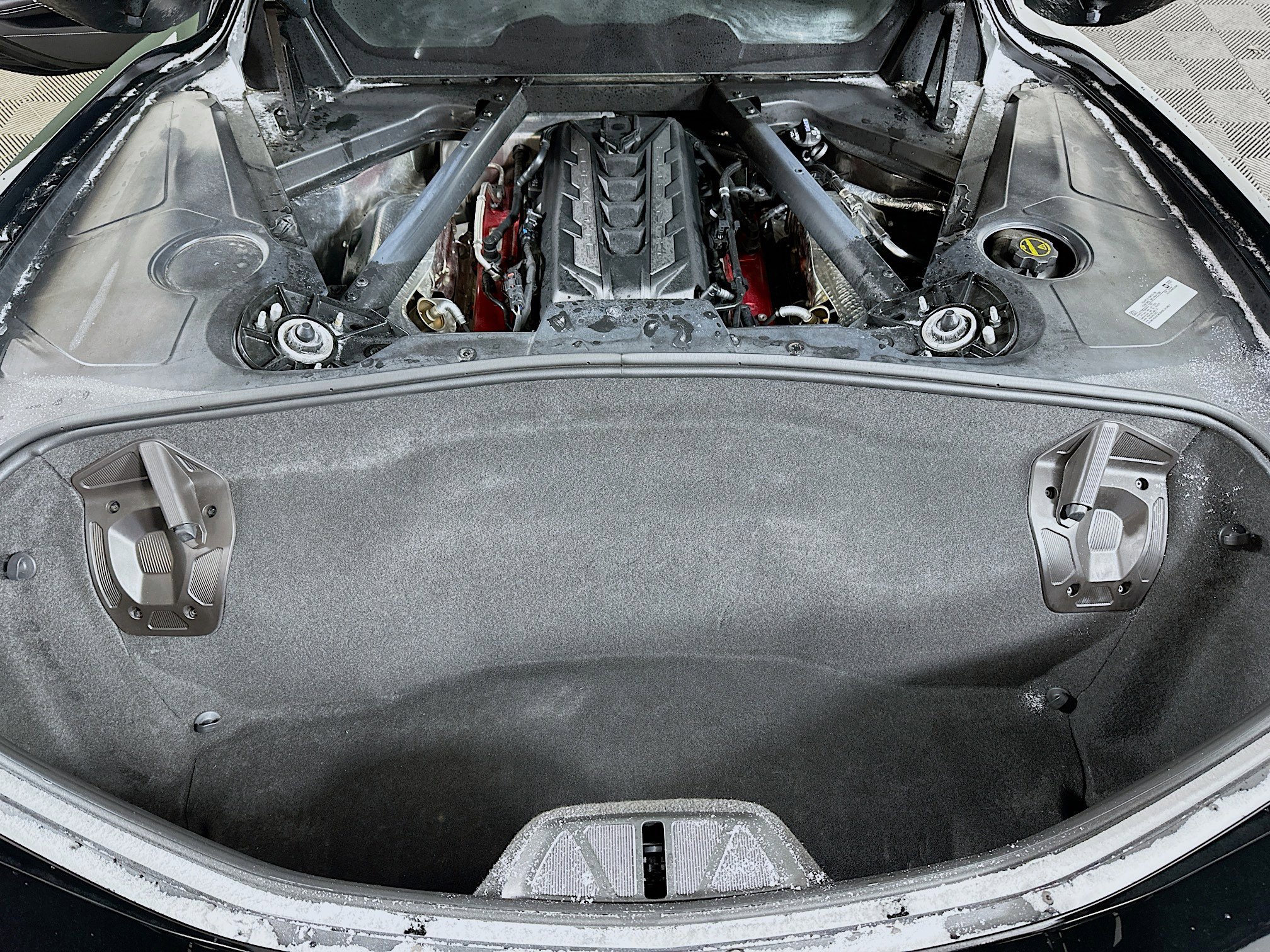 Used 2024 Chevrolet Corvette Stingray Coupe w/ Z51 Performance Package image 23