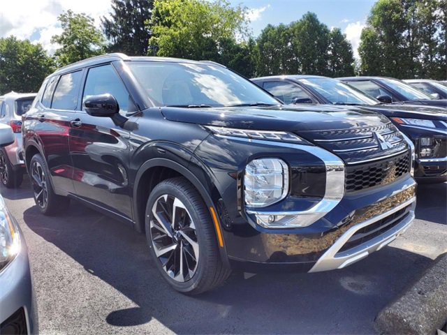 Used 2024 Mitsubishi Outlander SEL