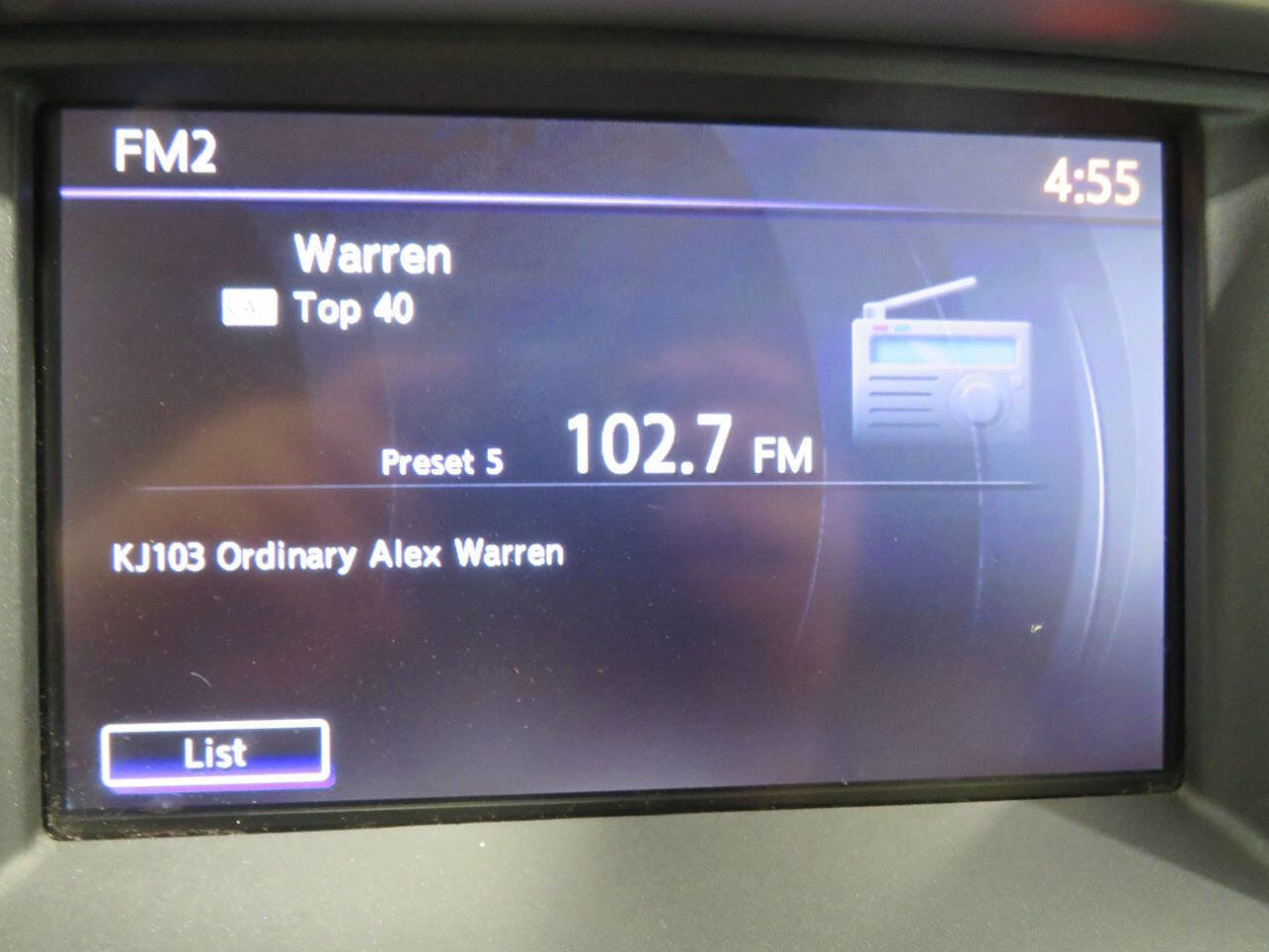 Used 2011 INFINITI QX56 4WD w/ Deluxe Touring Pkg image 17