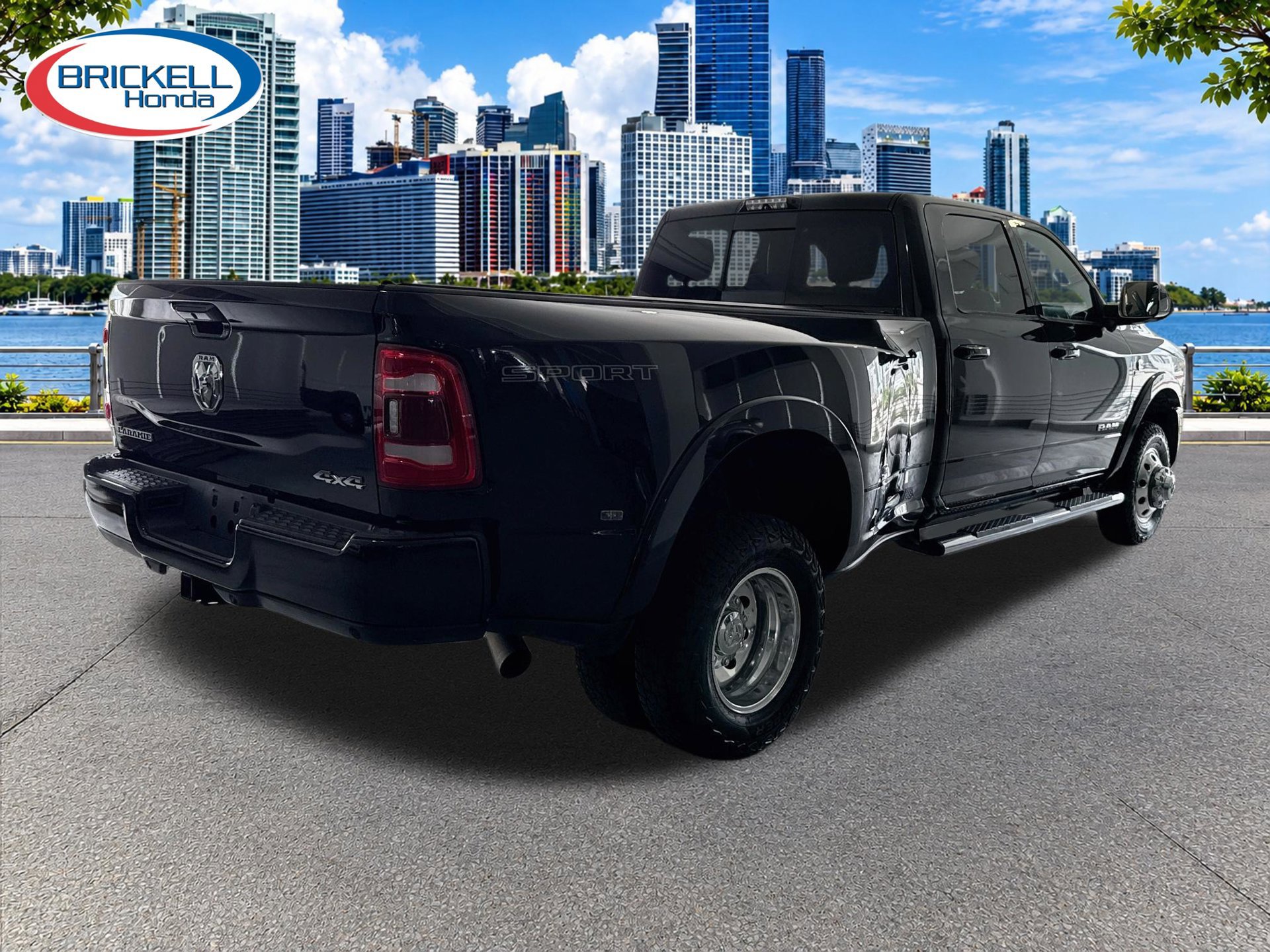 Used 2019 RAM 3500 Laramie AWD/4WD image 3