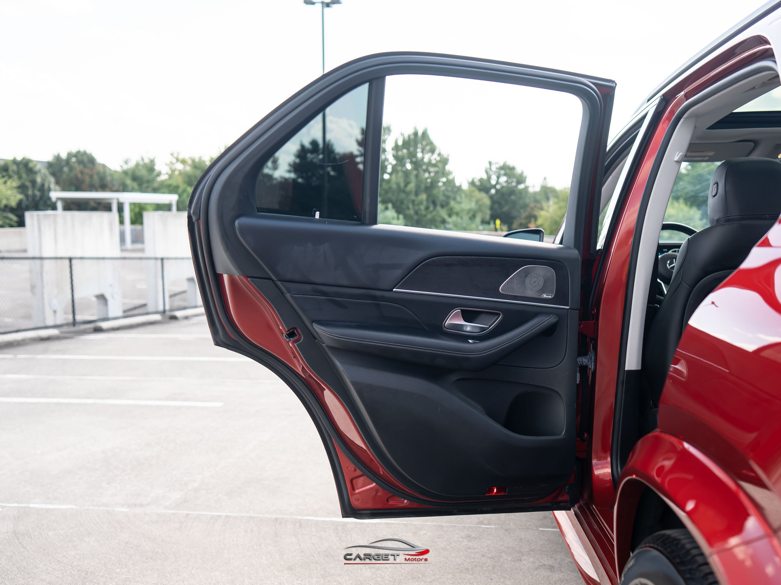 Used 2023 Mercedes-Benz GLE 350 w/ AMG Line Exterior image 41
