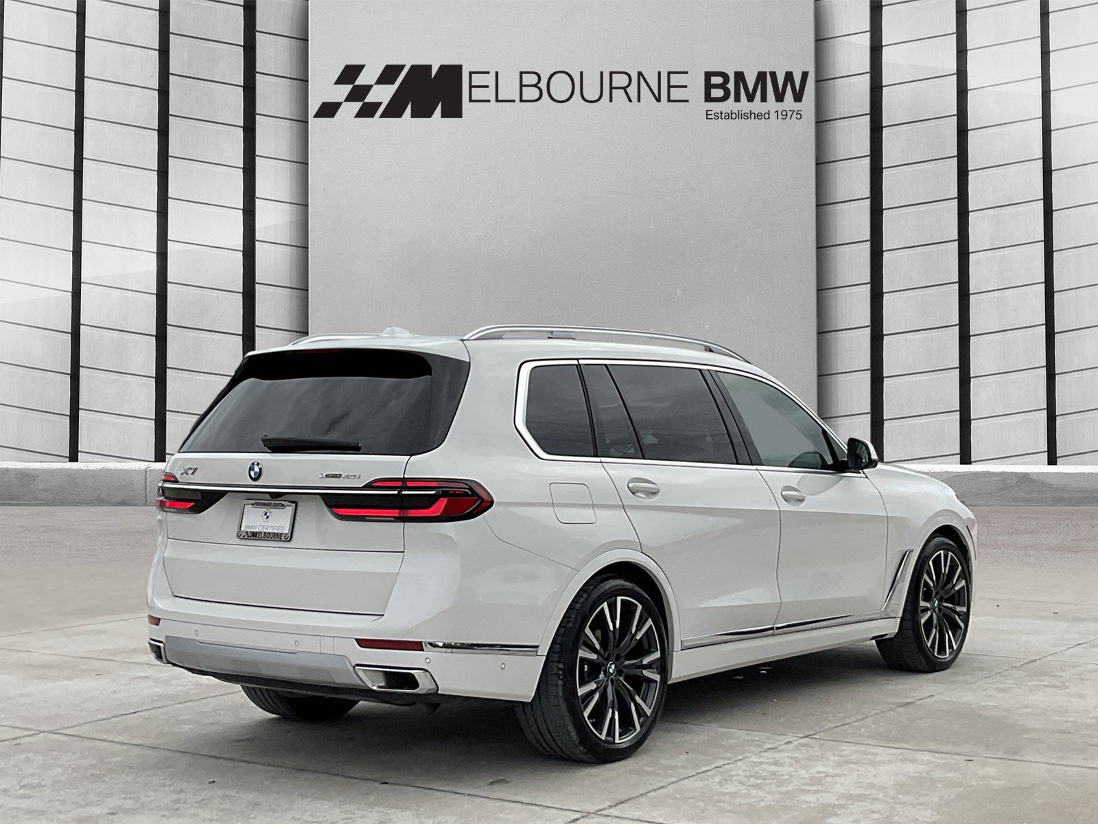 Certified 2026 BMW X7 xDrive40i w/ Premium Package AWD/4WD image 4