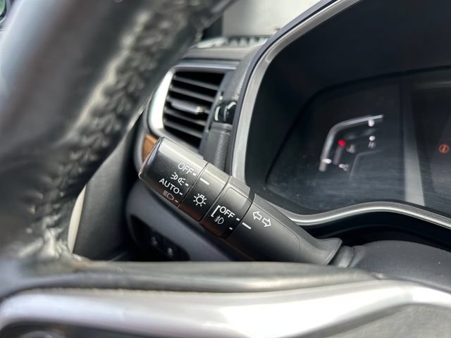 Used 2020 Honda CR-V Touring image 24