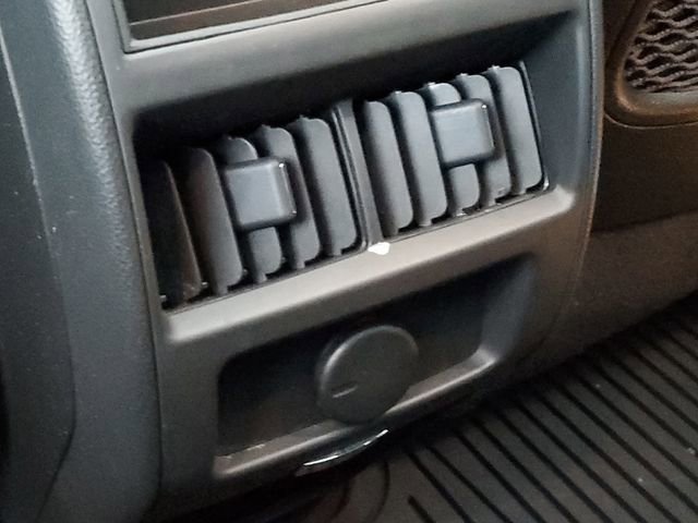 Certified 2015 Cadillac SRX Luxury w/ Driver Awareness Package image 22