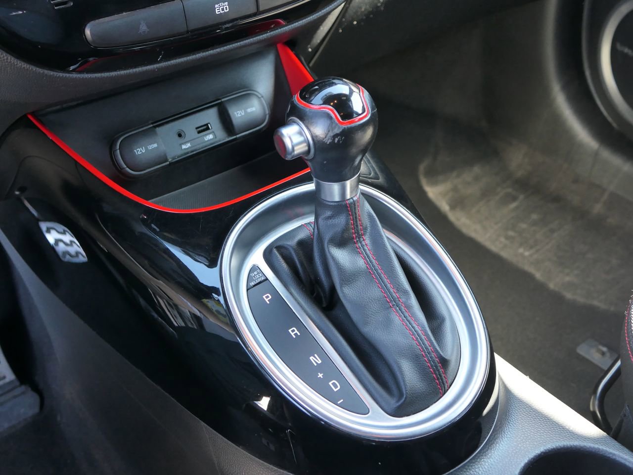 Used 2014 Kia Soul + image 31