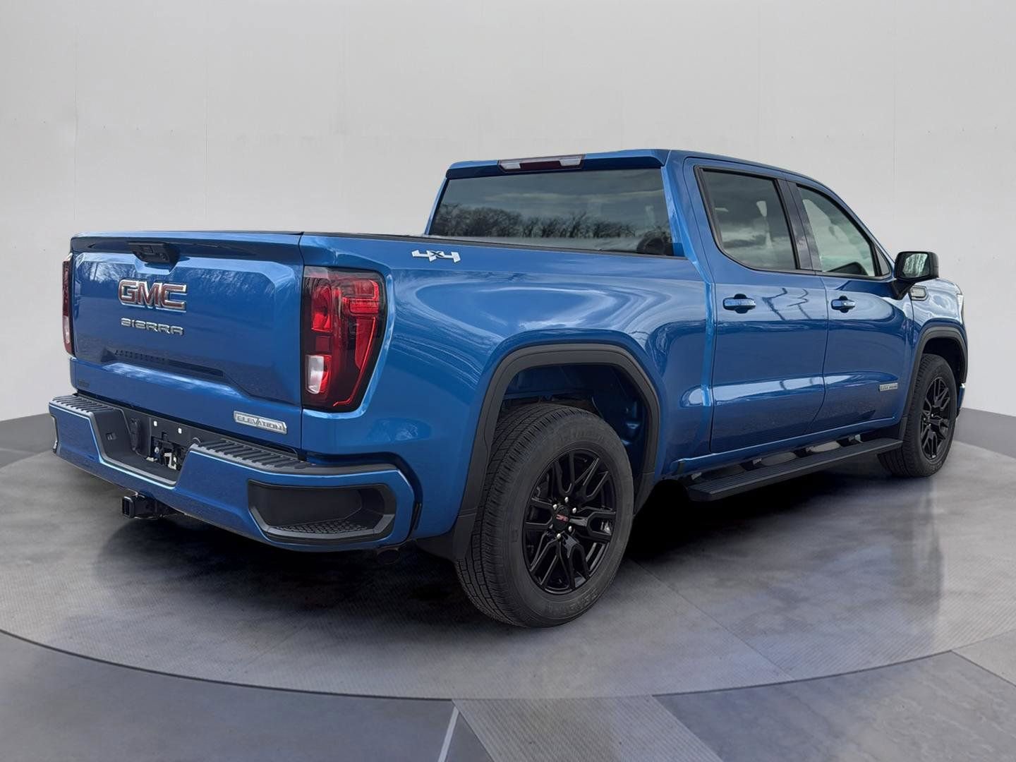 Used 2023 GMC Sierra 1500 Elevation AWD/4WD image 6