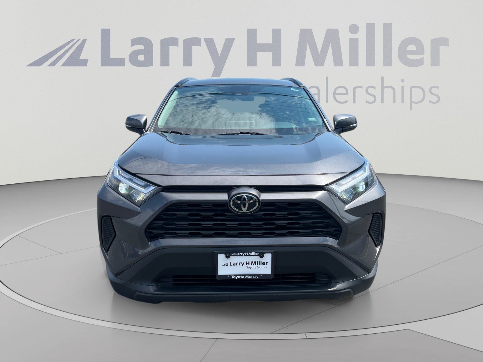 Used 2024 Toyota RAV4 XLE AWD/4WD image 8