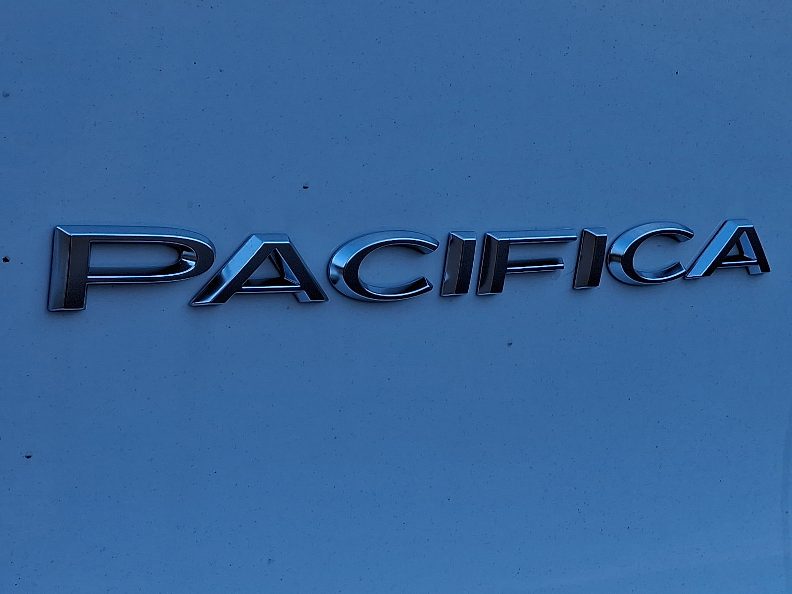 New 2026 Chrysler Pacifica Pinnacle image 18
