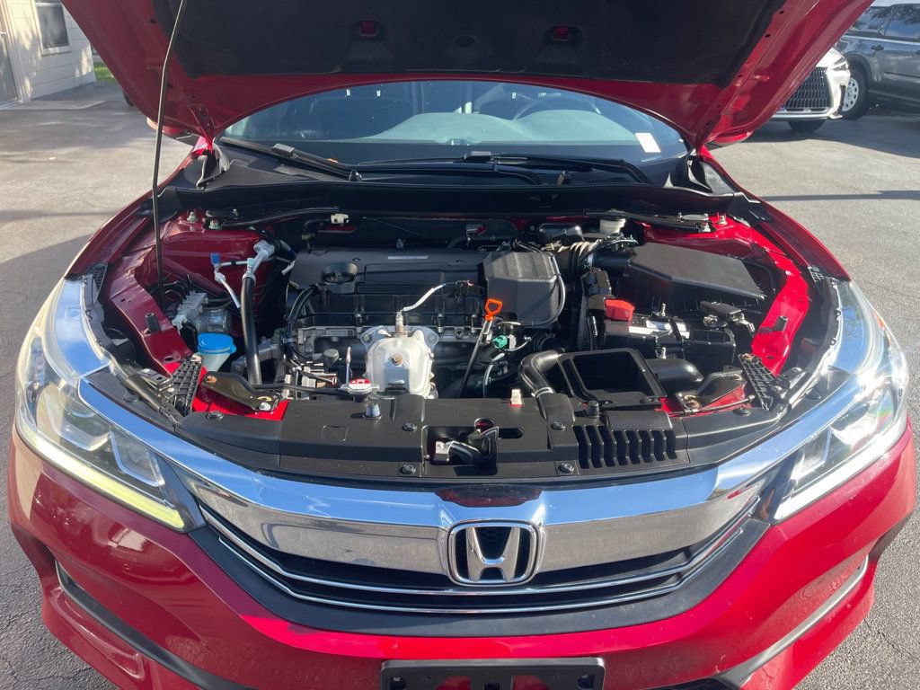 Used 2017 Honda Accord Sport image 21