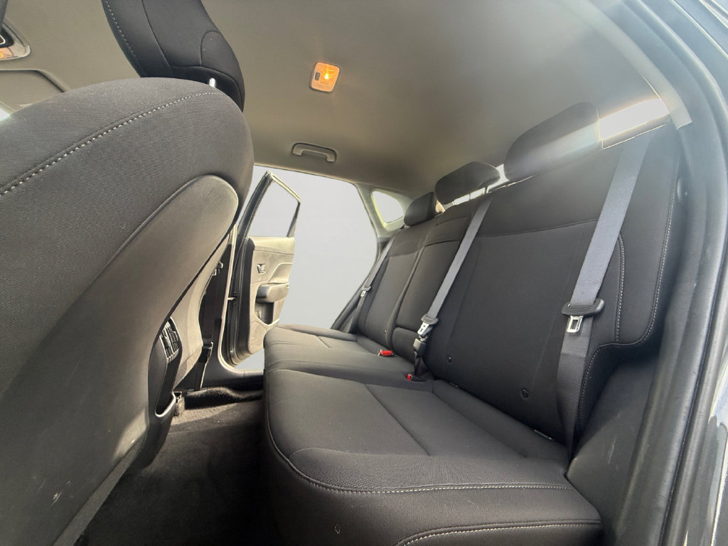 Used 2025 Hyundai Kona SEL FWD image 25