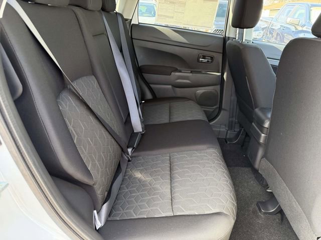 New 2026 Mitsubishi Outlander Sport ES image 9