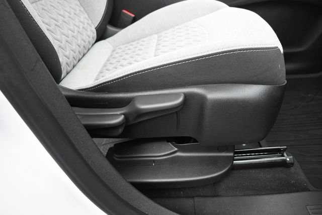 Used 2022 Chevrolet Equinox LS w/ LS Convenience Package AWD/4WD image 31