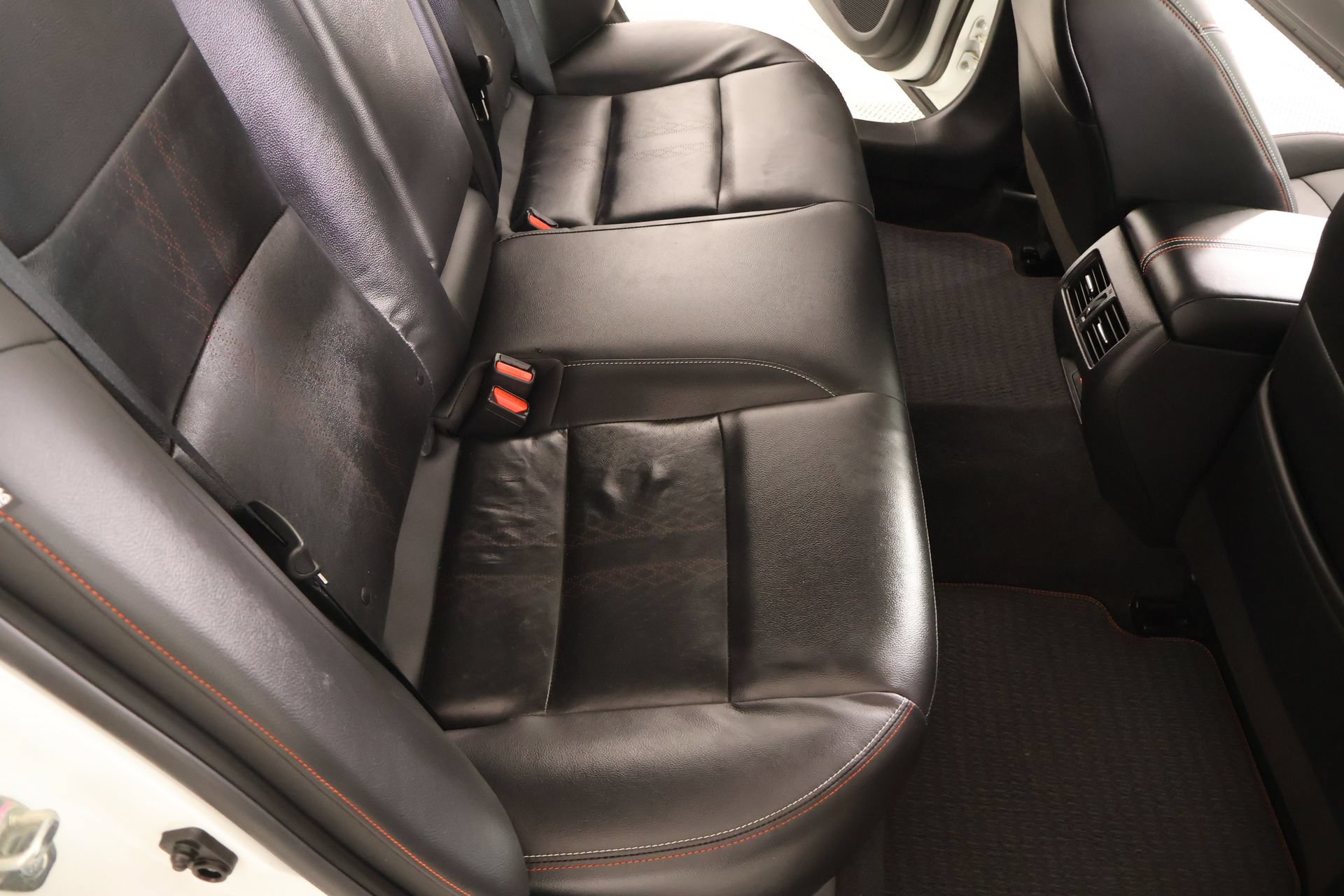Used 2023 Nissan Altima 2.0 SR FWD image 14