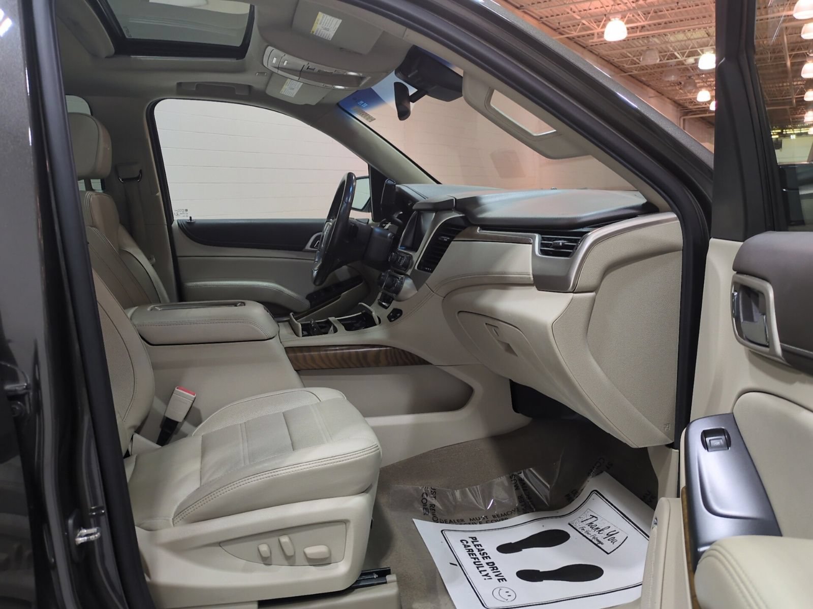 Used 2019 GMC Yukon Denali w/ Open Road Package AWD/4WD image 10