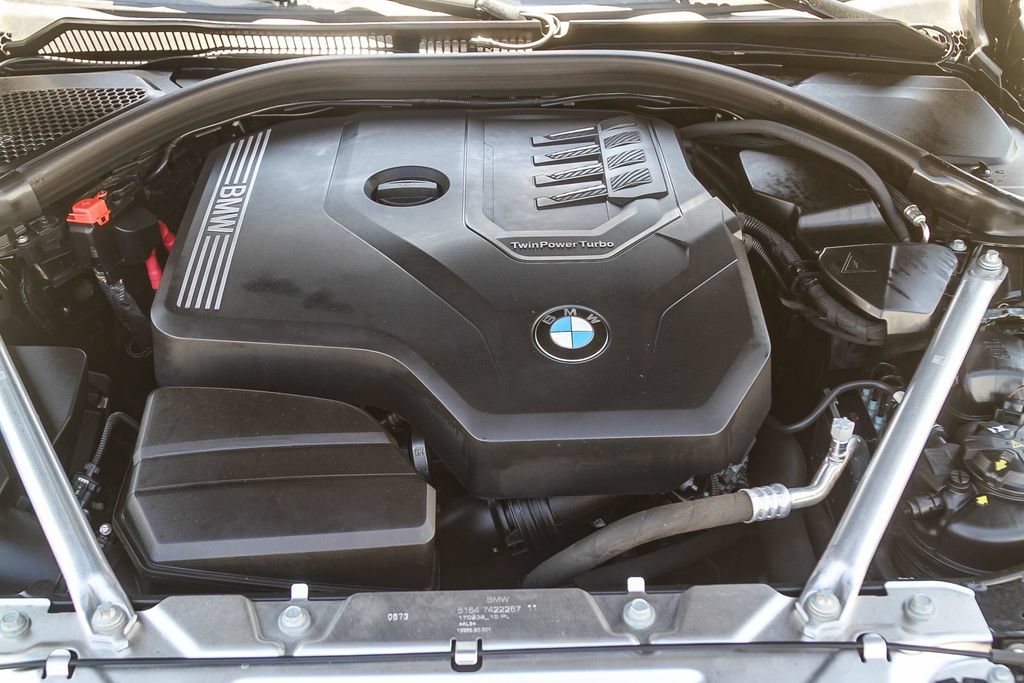 Used 2024 BMW 430i Coupe w/ M Sport Package RWD image 17