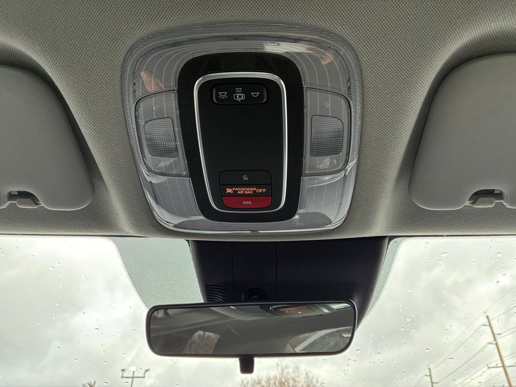 Used 2023 Hyundai Elantra SEL w/ Convenience Package image 36