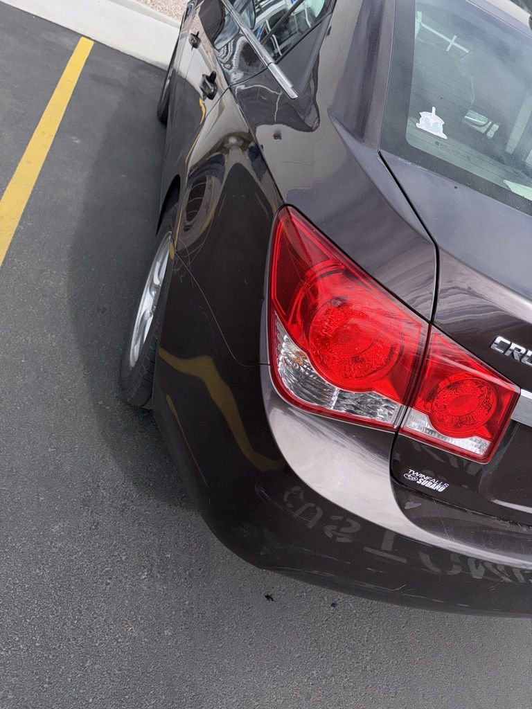 Used 2015 Chevrolet Cruze LT w/ Technology Package image 7