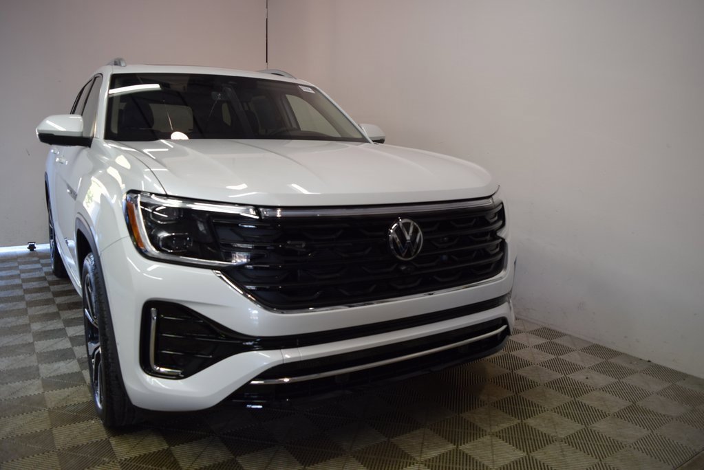 New 2026 Volkswagen Atlas SEL Premium R-Line image 3