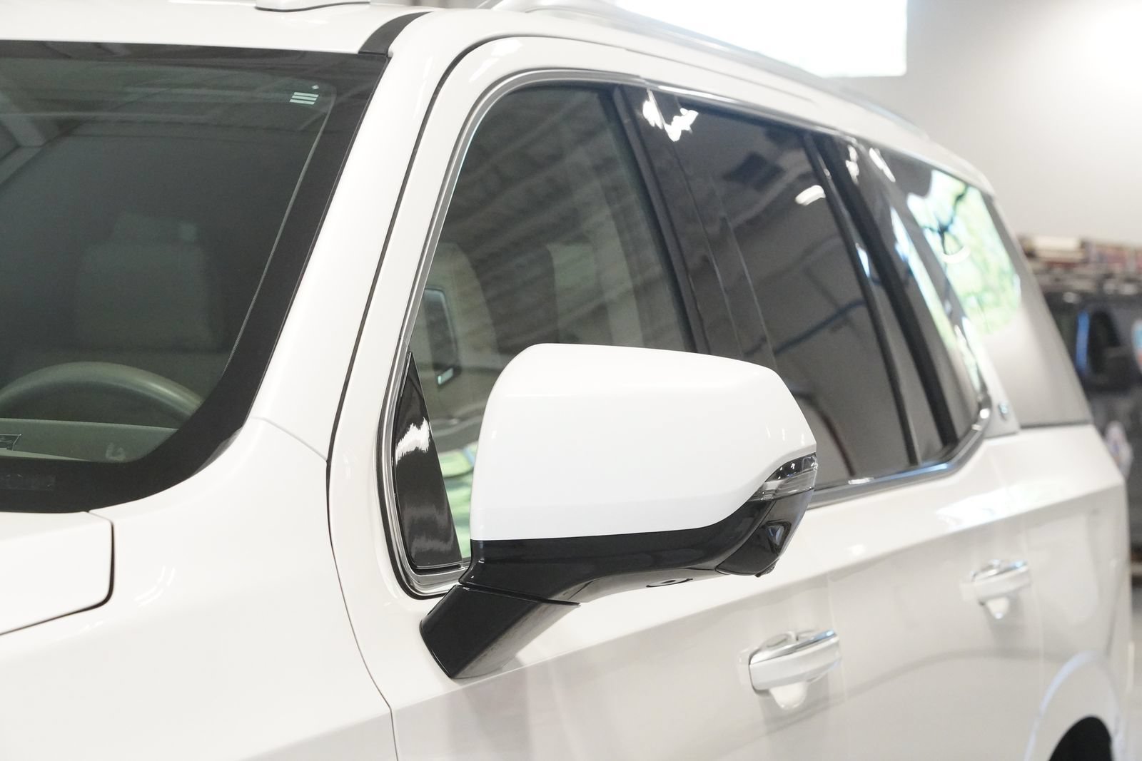Used 2021 Cadillac Escalade Premium Luxury Platinum w/ Heavy-Duty Trailer Package AWD/4WD image 7