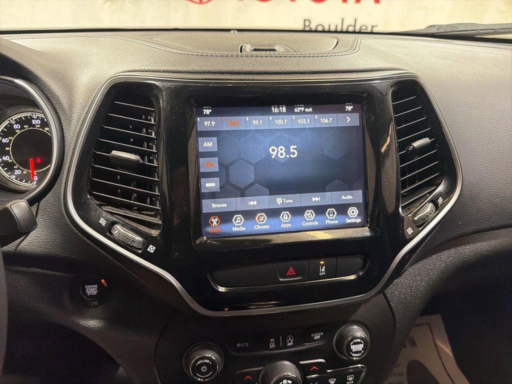 Used 2022 Jeep Cherokee Limited image 26