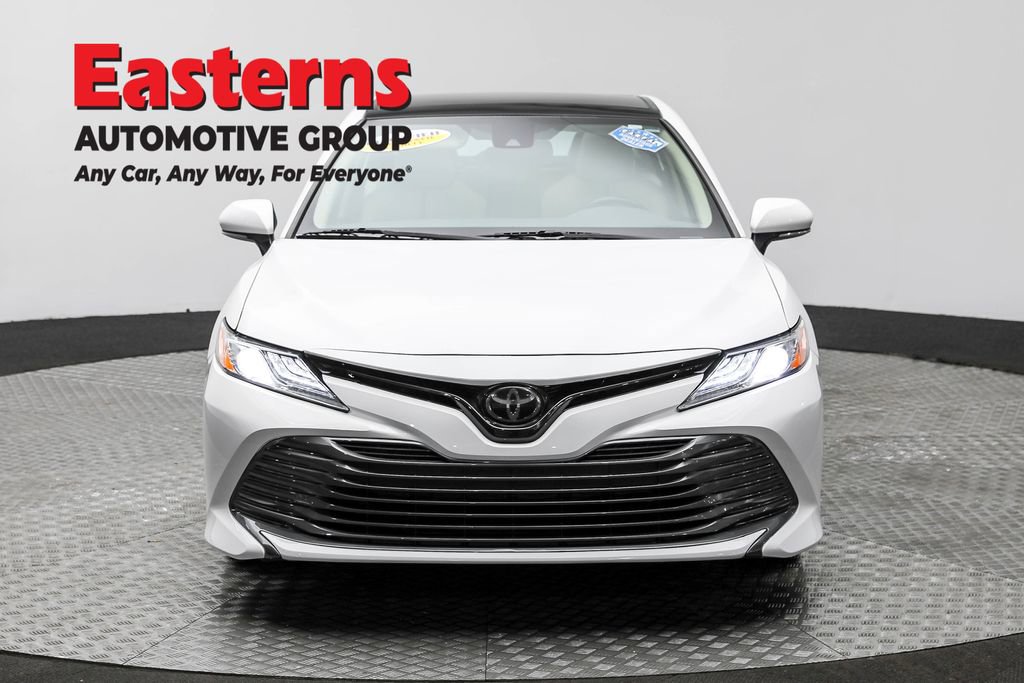 Used 2019 Toyota Camry XLE image 2