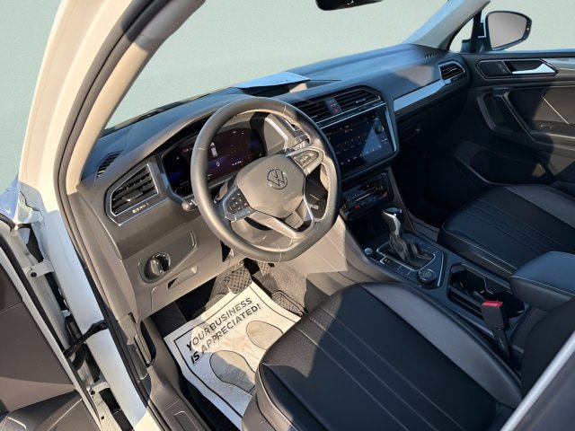 Certified 2022 Volkswagen Tiguan SE AWD/4WD image 4