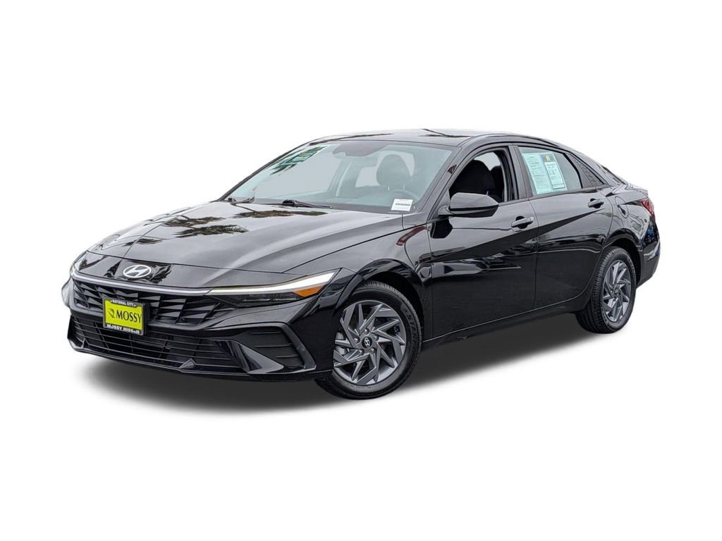 Used 2024 Hyundai Elantra SEL