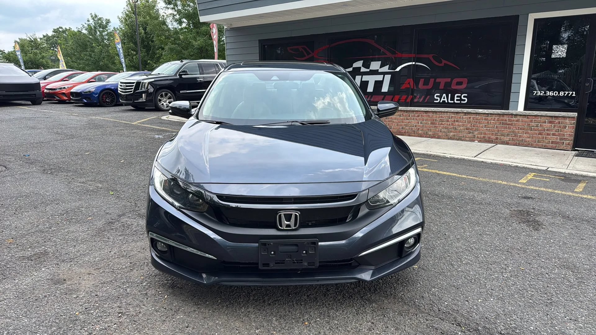 Used 2020 Honda Civic EX image 2