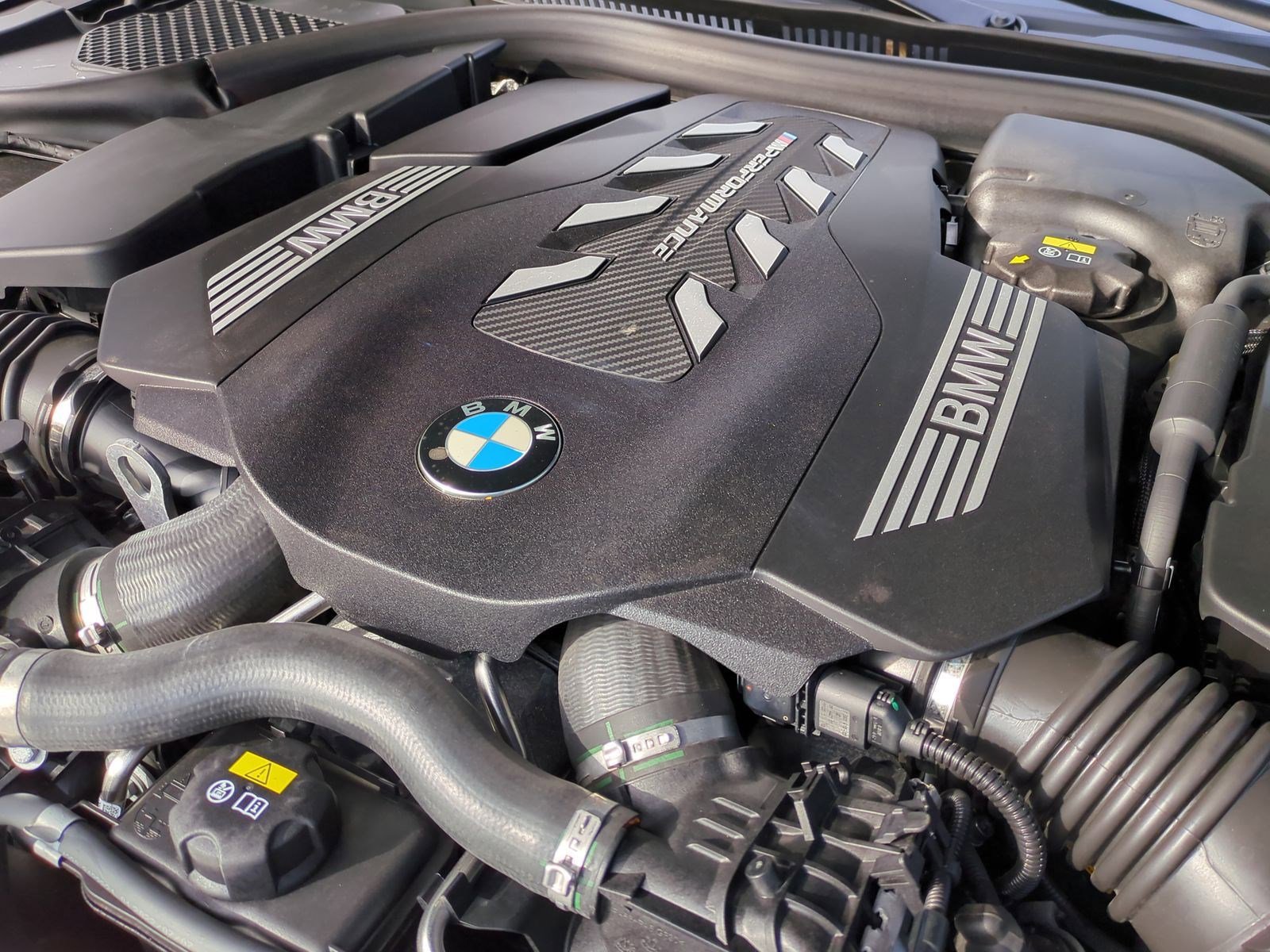 Used 2023 BMW M850i xDrive Convertible image 34