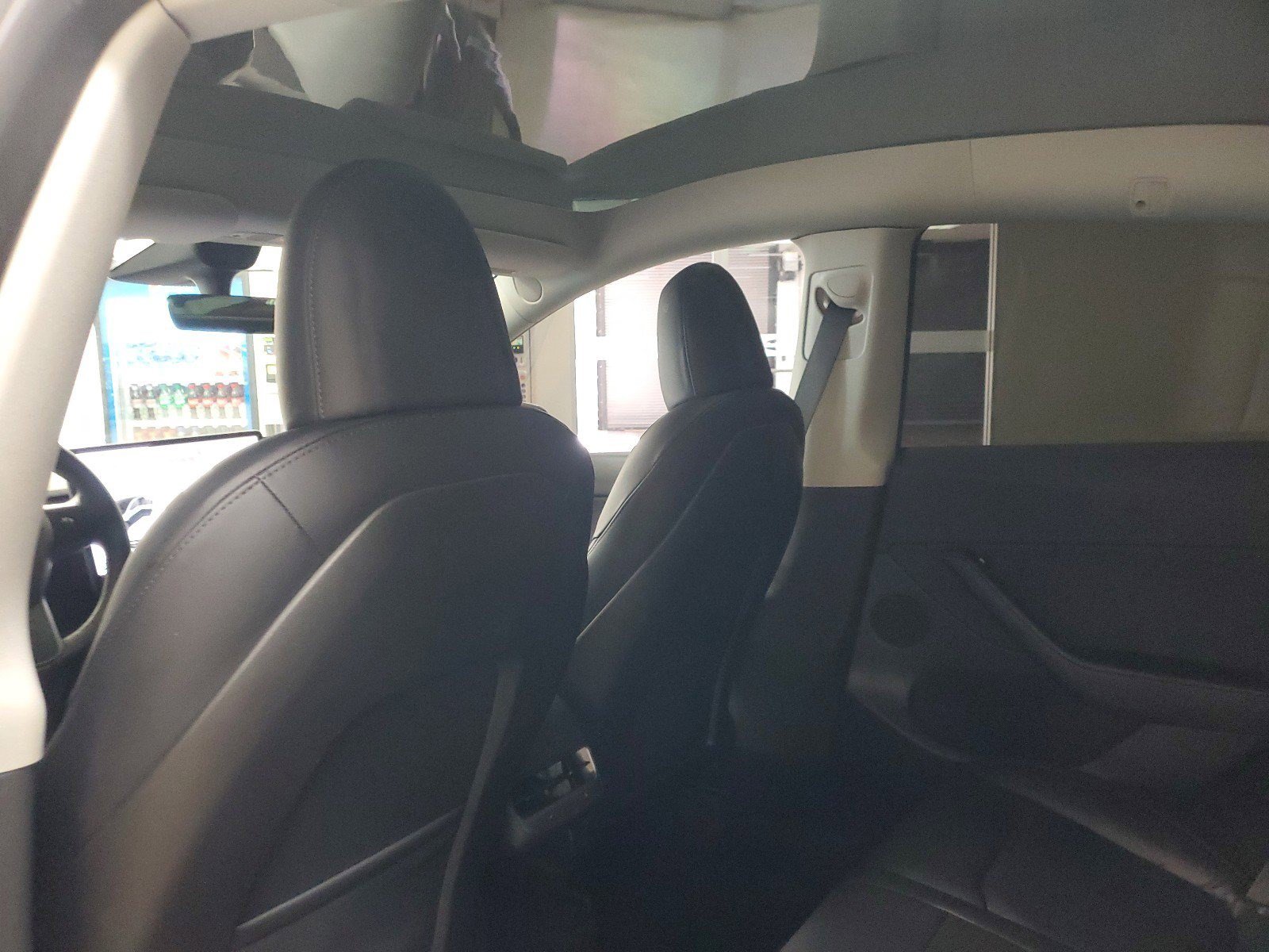 Used 2022 Tesla Model Y Long Range AWD/4WD image 14