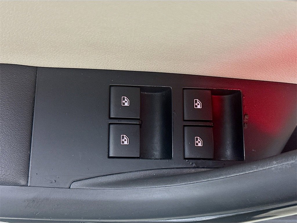 Used 2016 Buick Cascada Premium image 22