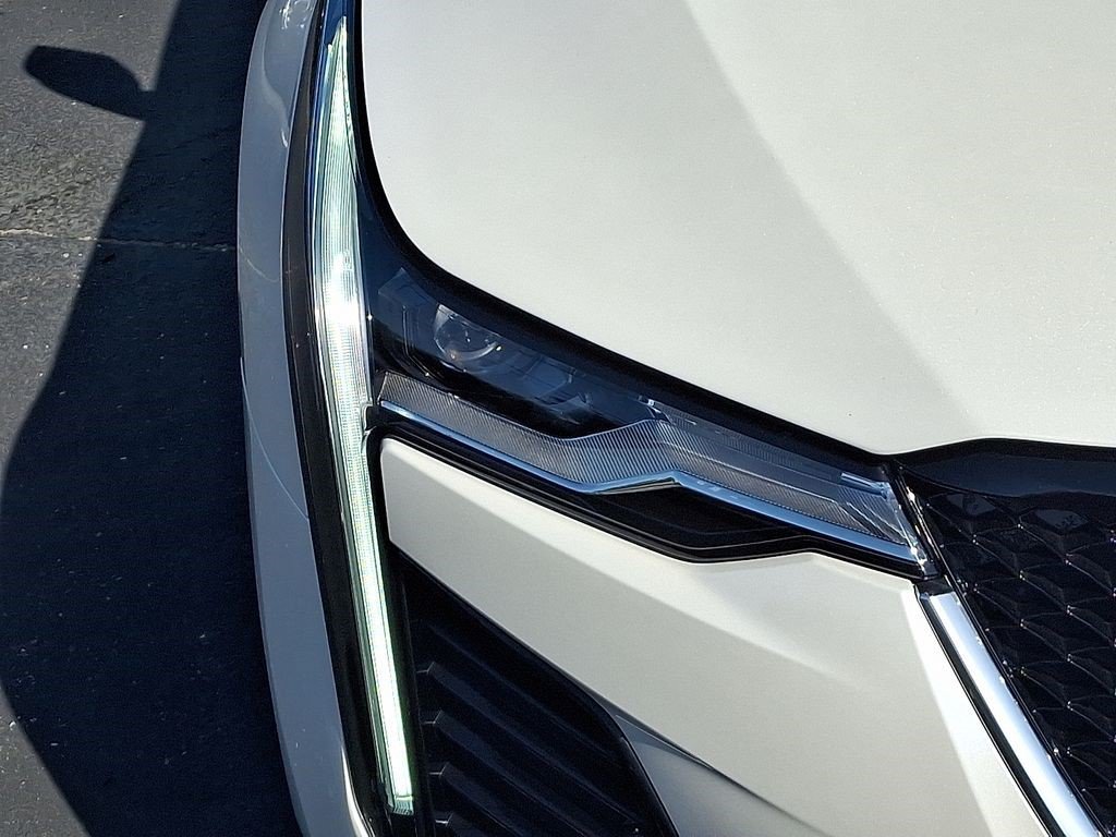 Certified 2024 Cadillac CT4 Sport w/ Technology Package RWD image 8