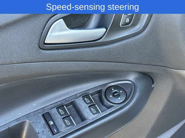 Used 2019 Ford Escape SE image 16