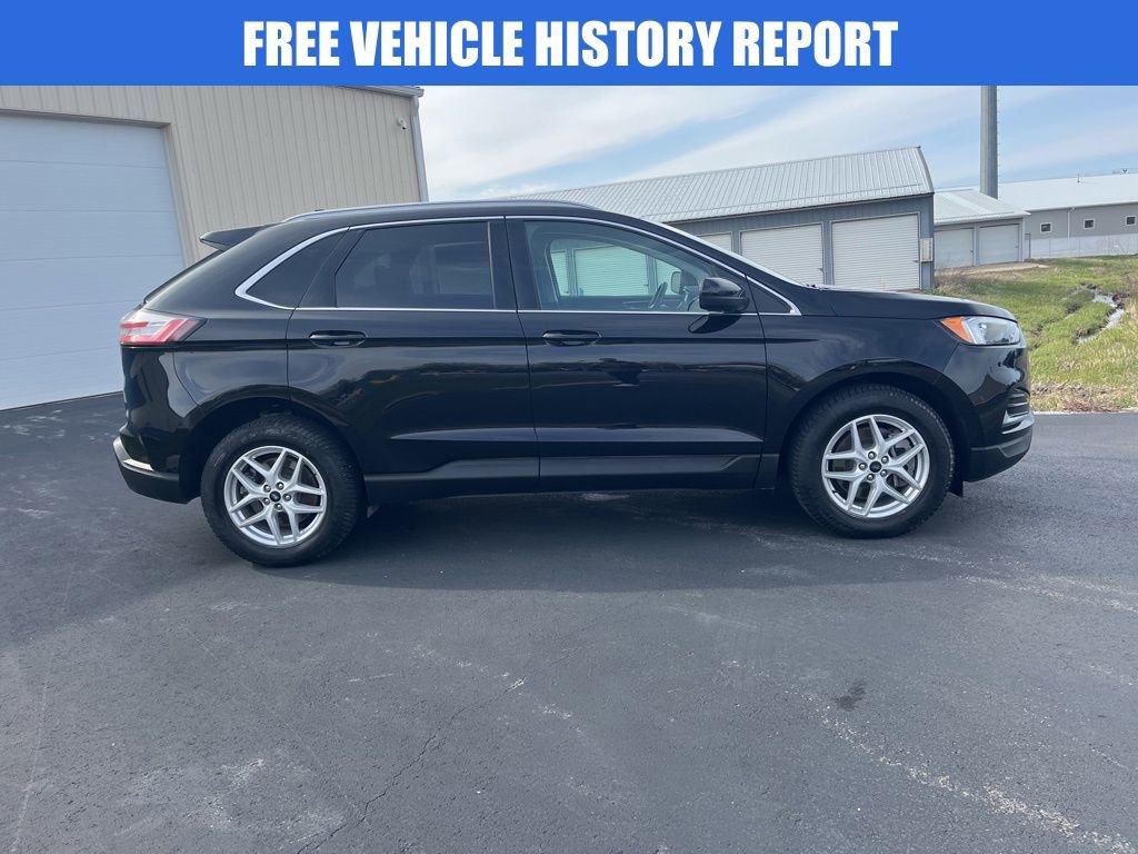 Used 2024 Ford Edge SEL image 3
