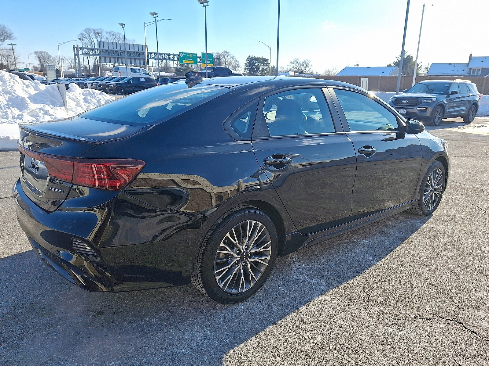 Certified 2023 Kia Forte GT-Line image 4