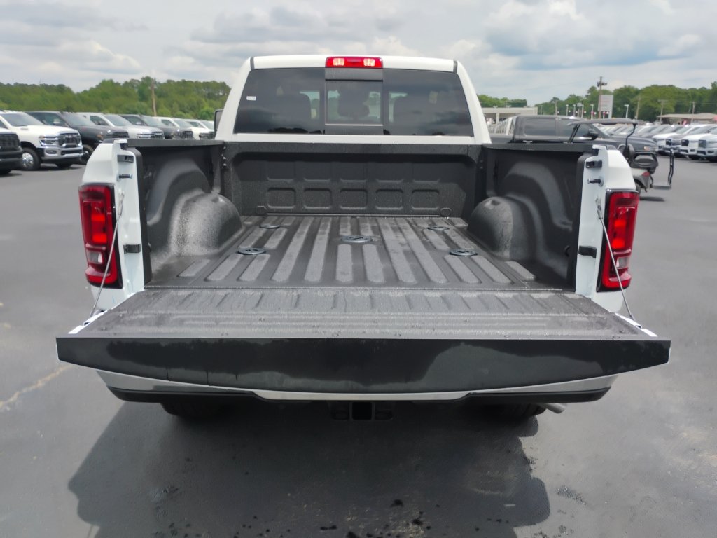 New 2026 RAM 2500 Tradesman AWD/4WD image 14
