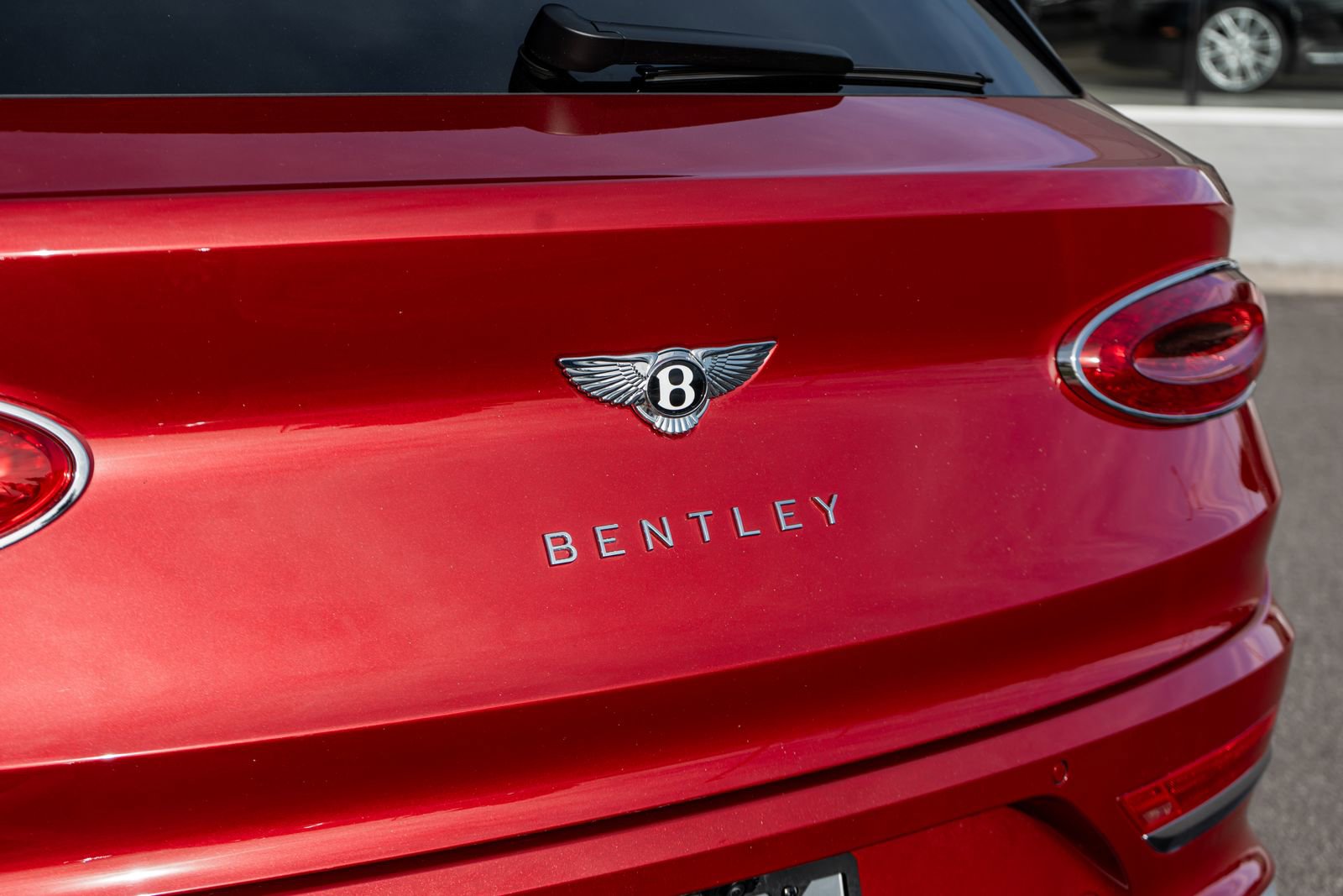 Used 2024 Bentley Bentayga Extended Wheelbase image 10