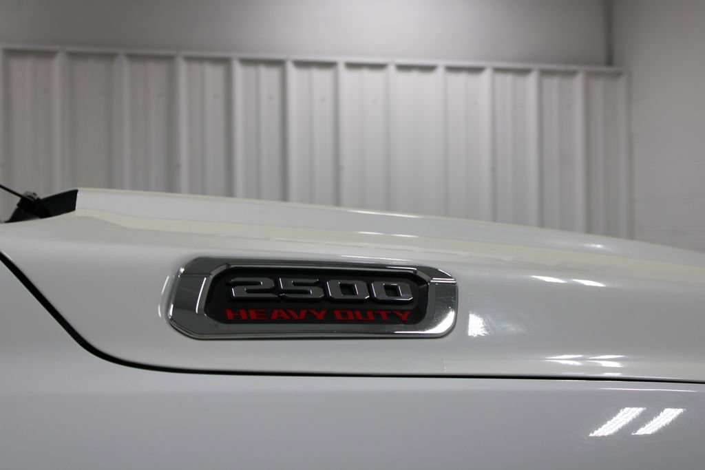 Used 2024 RAM 2500 Tradesman w/ Chrome Appearance Group image 12