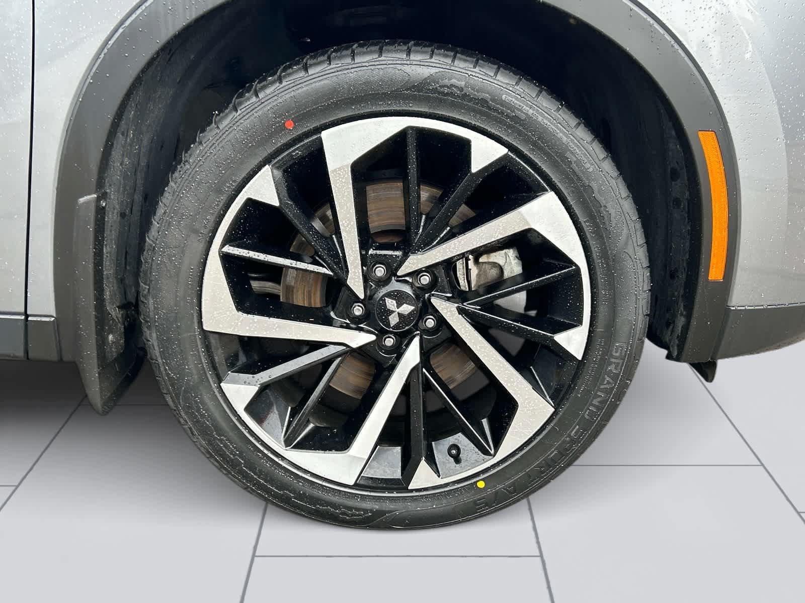 Used 2023 Mitsubishi Outlander SE AWD/4WD image 12